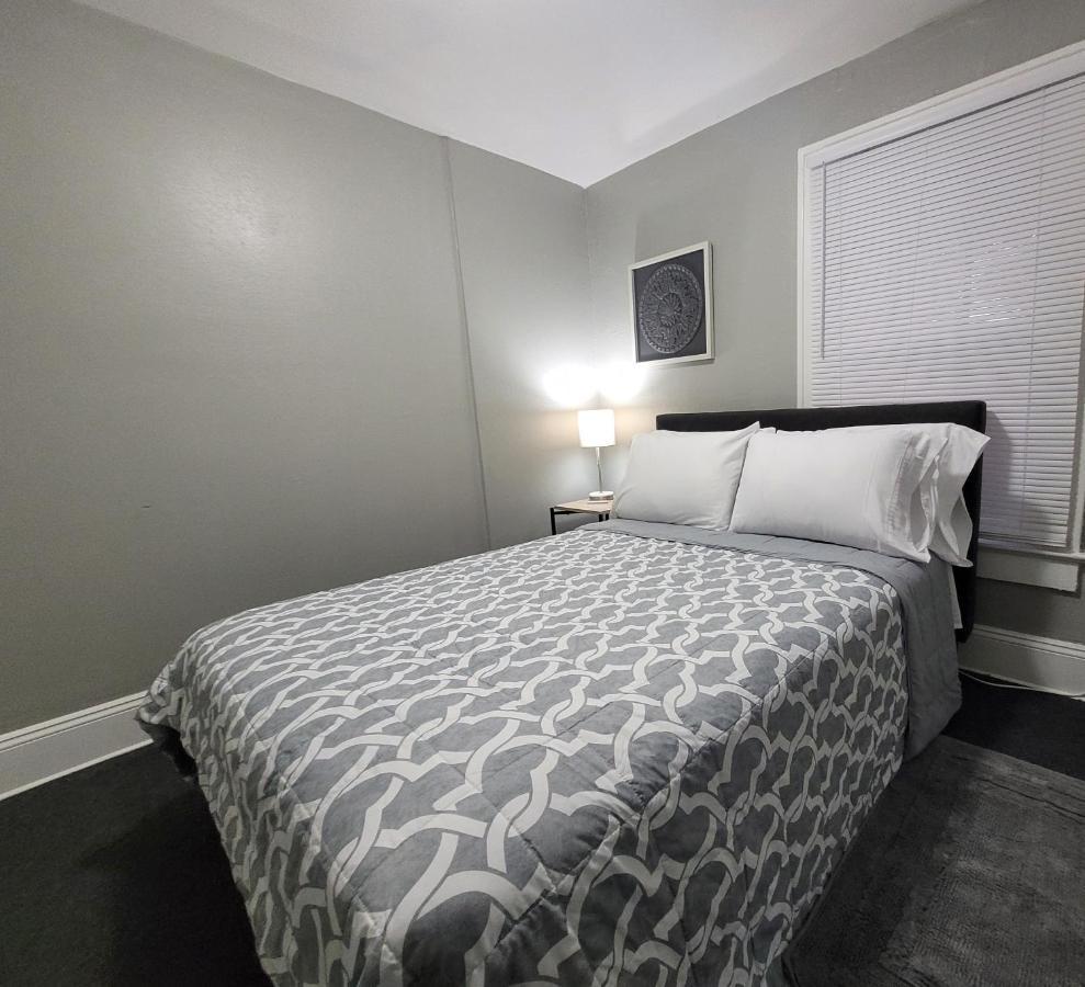Two Bedroom Home In Beautiful Downtown Lakeland Exterior photo